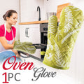 Padded Heat Proof Oven Glove showcasing its thick cotton material.